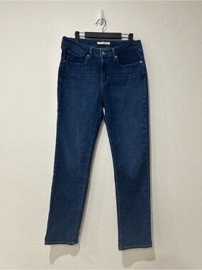 Levi Strauss & Co Classic Straight Jean